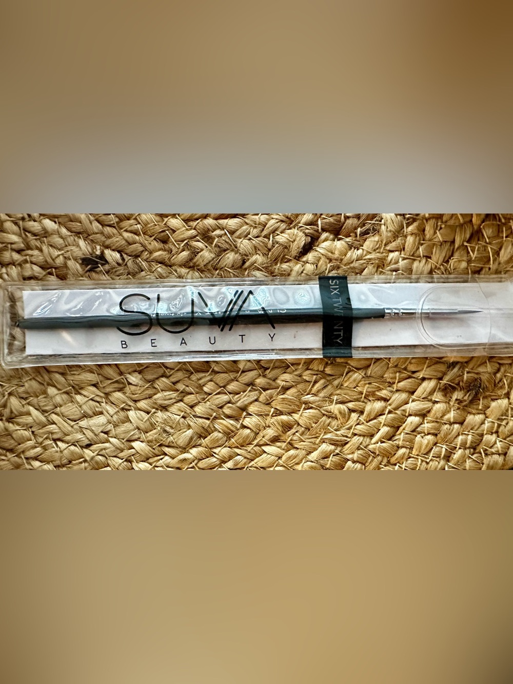 New in the package Suva Beauty six twenty makeup brush